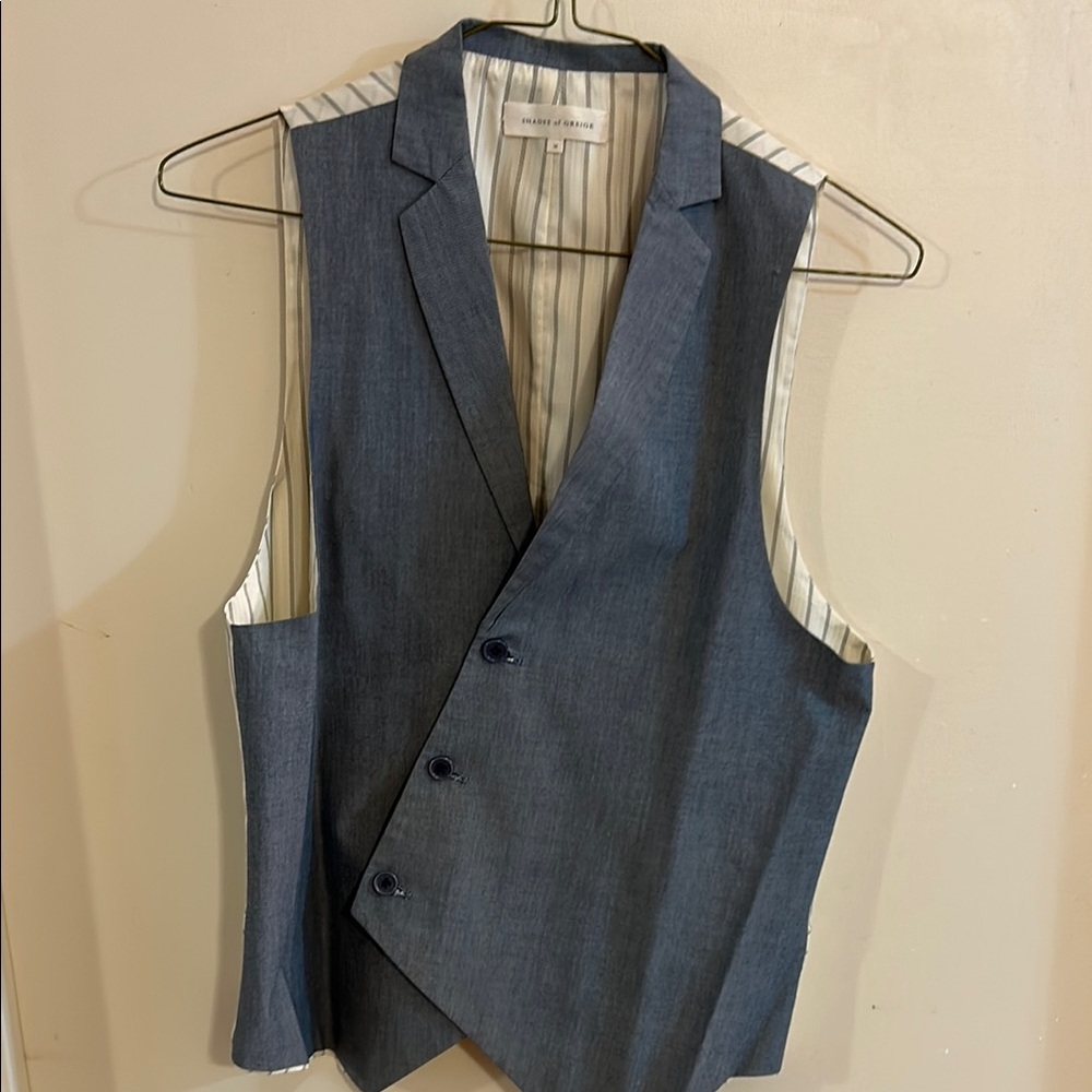 Men's Gray Vest
